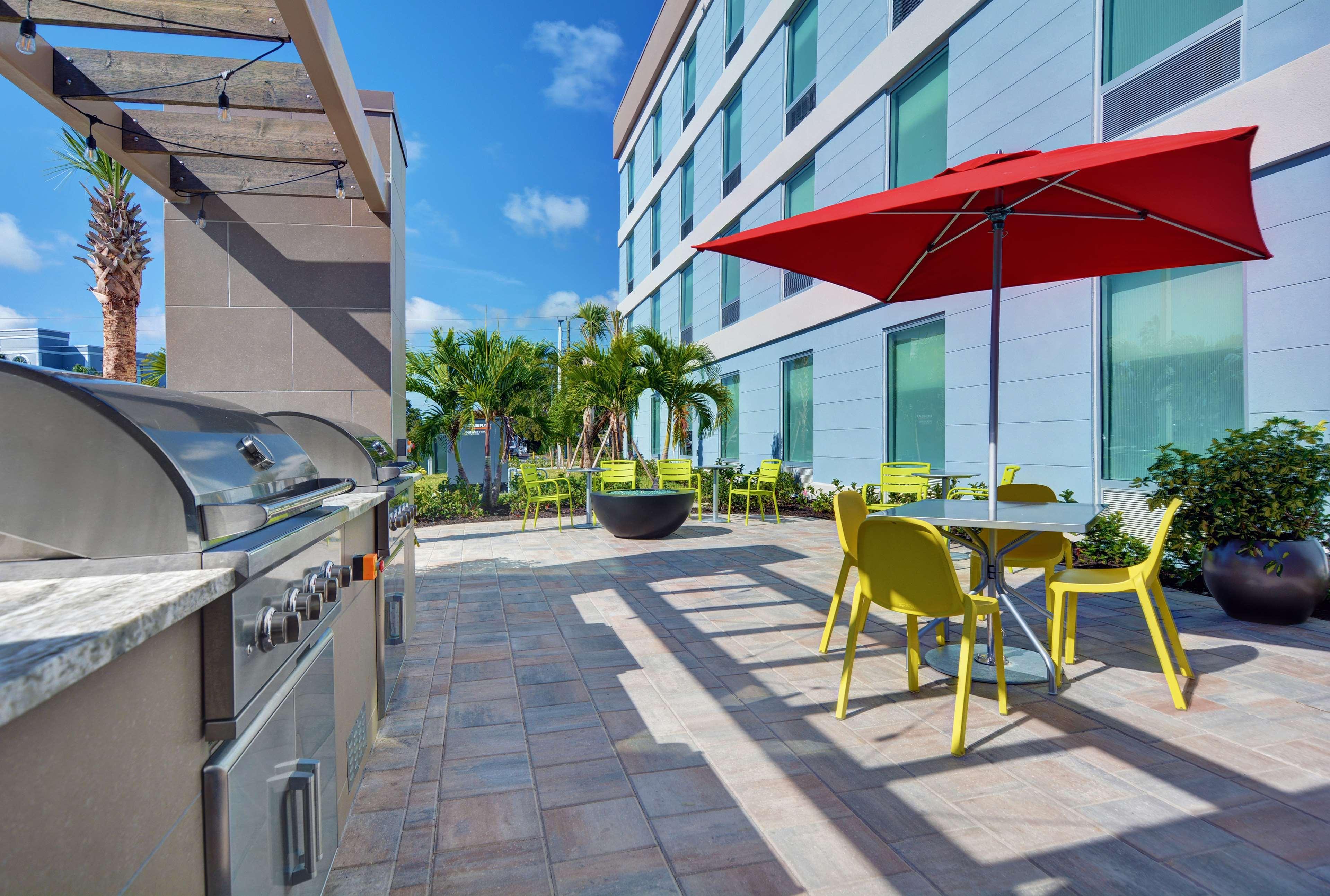 Home2 Suites By Hilton Fort Myers Colonial Blvd Exterior foto